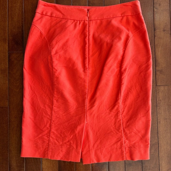 J. Crew Women's Coral Pencil Skirt Size 2 - Picture 2 of 8